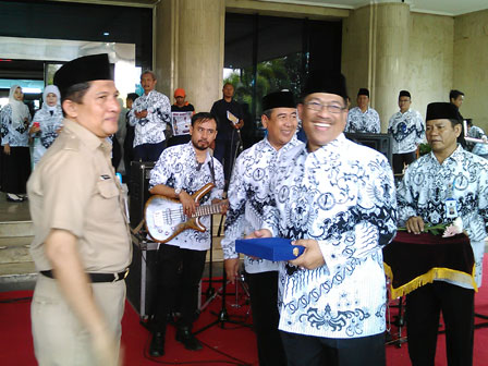 Pencarian PGRI Poso - Persatuan Guru Republik Indonesia Cabang Poso
